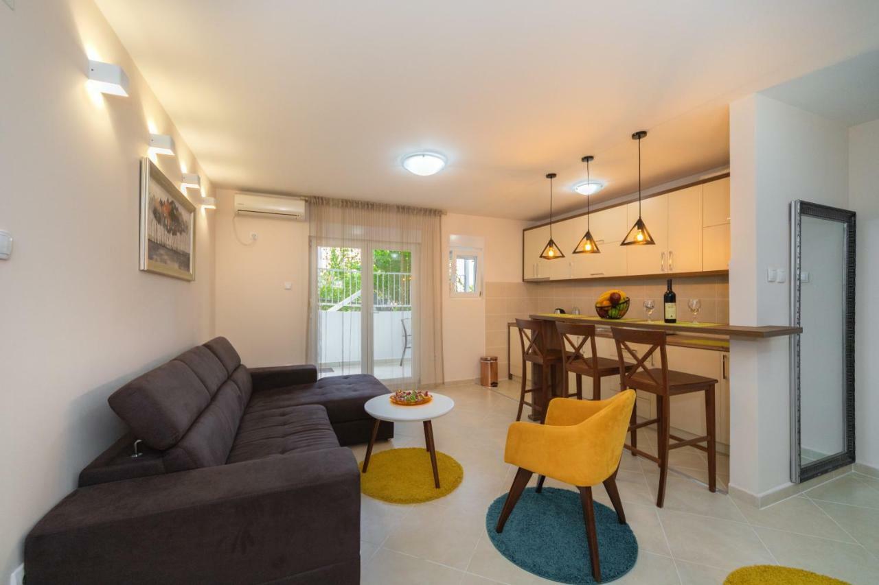 Apartmani Tref Petrovac Kültér fotó