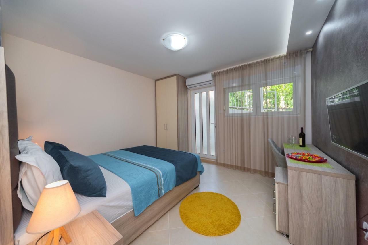 Apartmani Tref Petrovac Kültér fotó